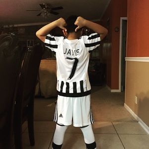 Meet your Posher, Luis